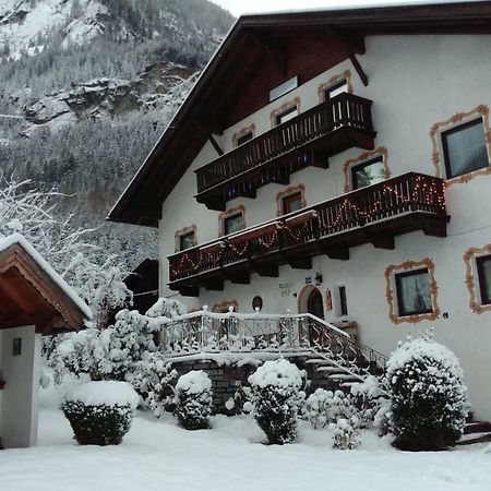 Hotel Haus Fiegl Oetz Exterior foto