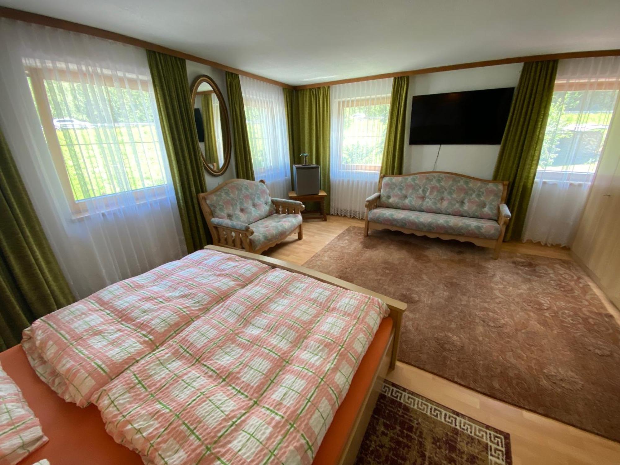 Hotel Haus Fiegl Oetz Habitación foto